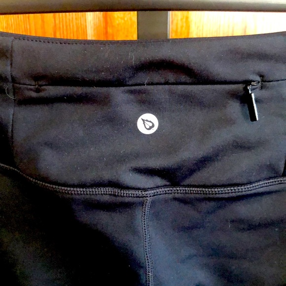 NEW LISTING! Baleaf Athletic Leggings - Picture 4 of 8